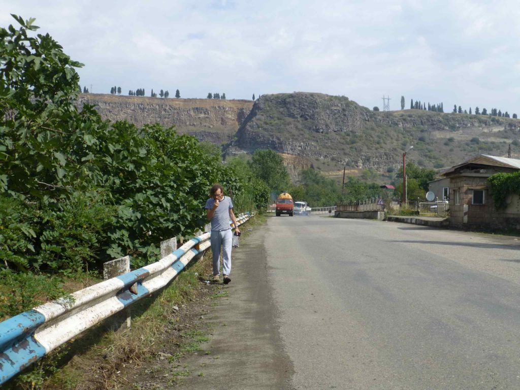 Пересечение границы Армении на автомобиле
